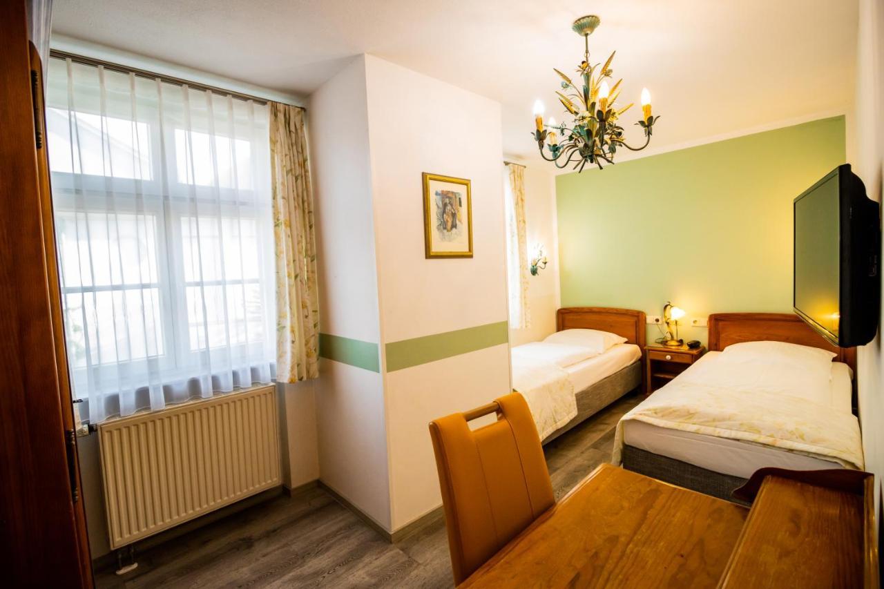 Hotel Gasthof Roessle Weingarten  Eksteriør billede