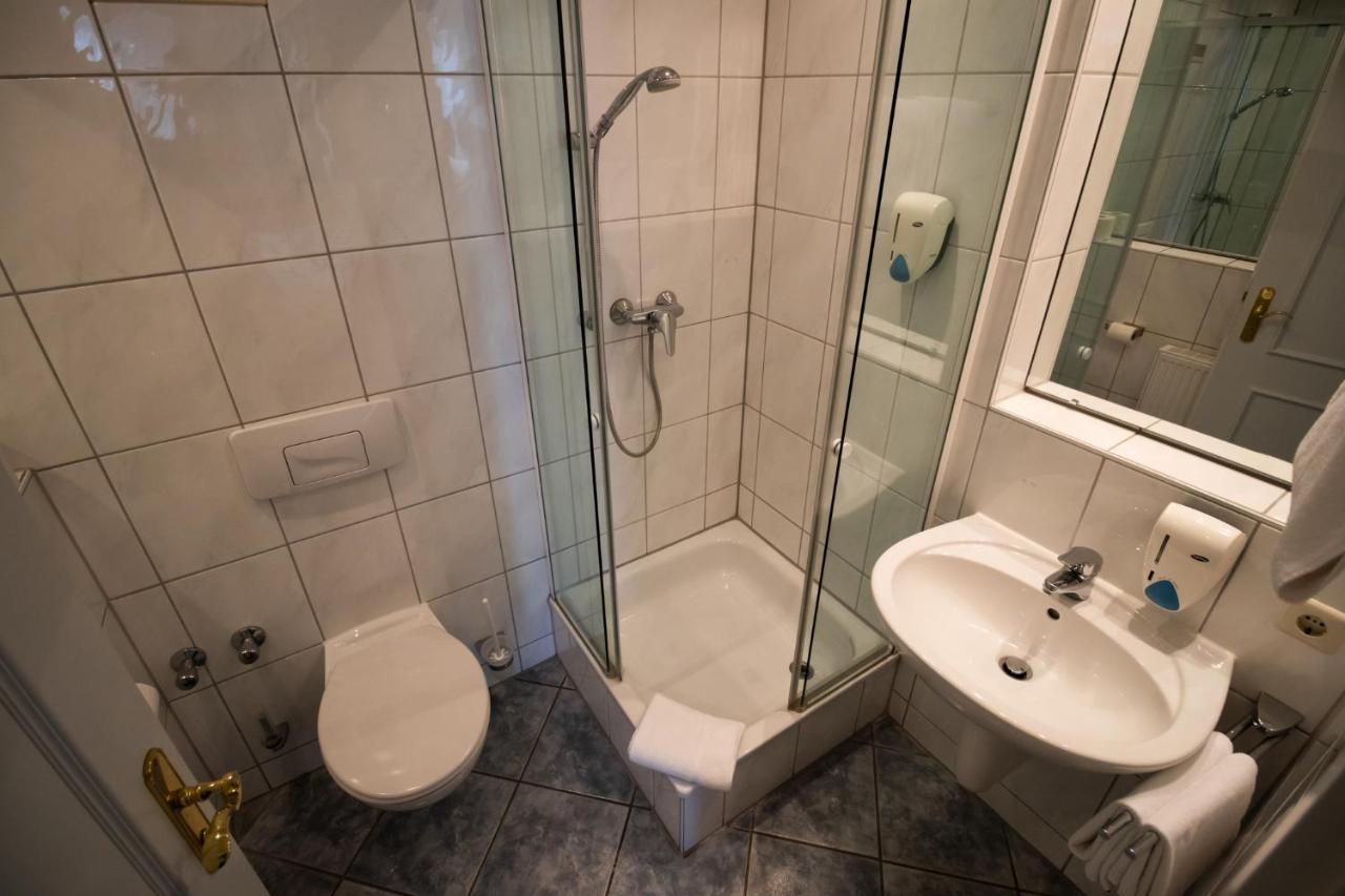 Hotel Gasthof Roessle Weingarten  Eksteriør billede