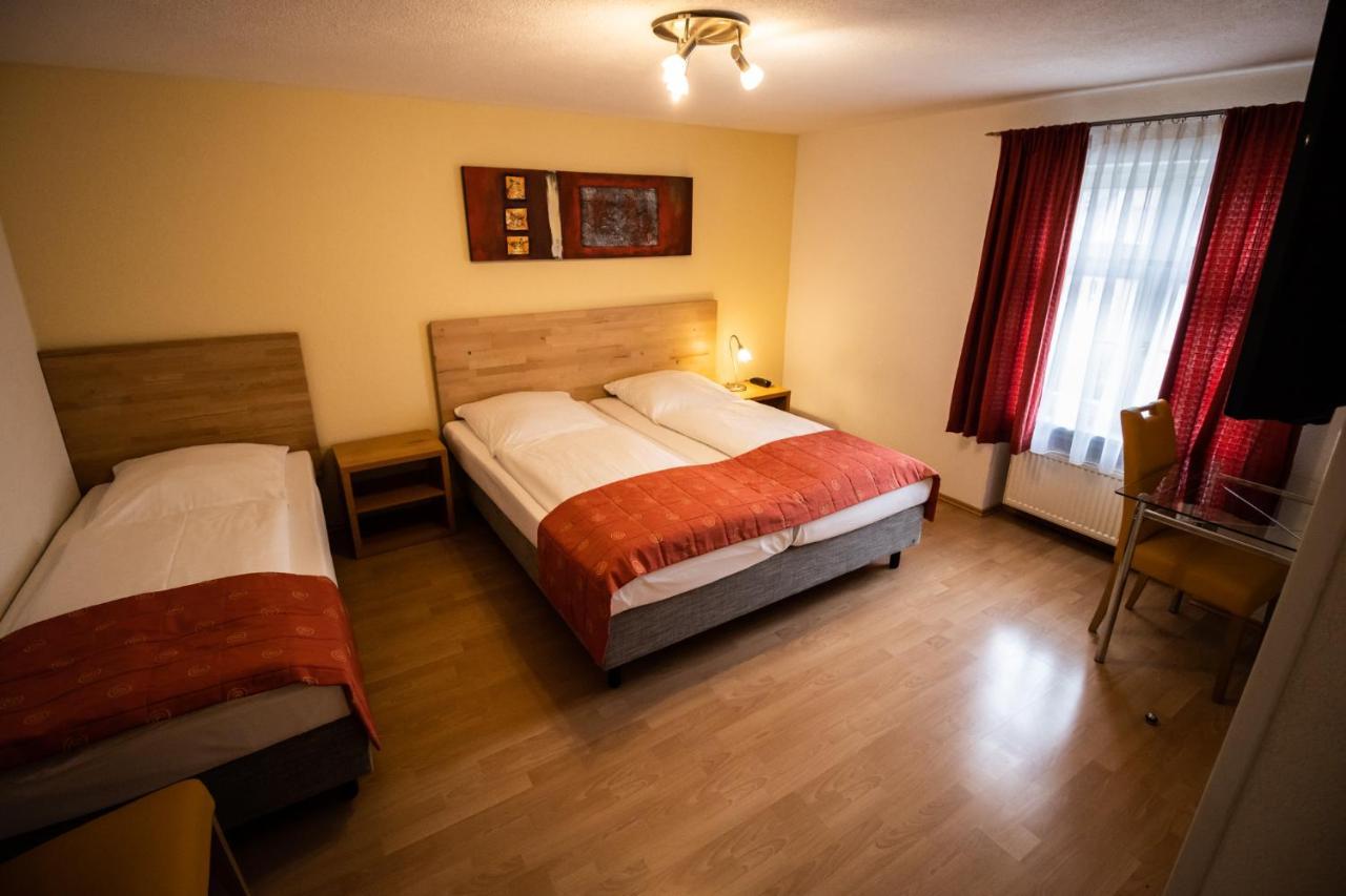 Hotel Gasthof Roessle Weingarten  Eksteriør billede