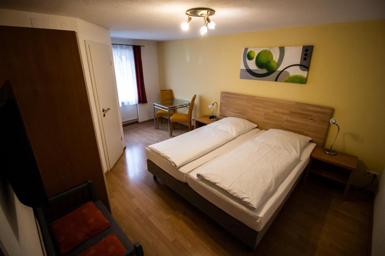 Hotel Gasthof Roessle Weingarten  Eksteriør billede