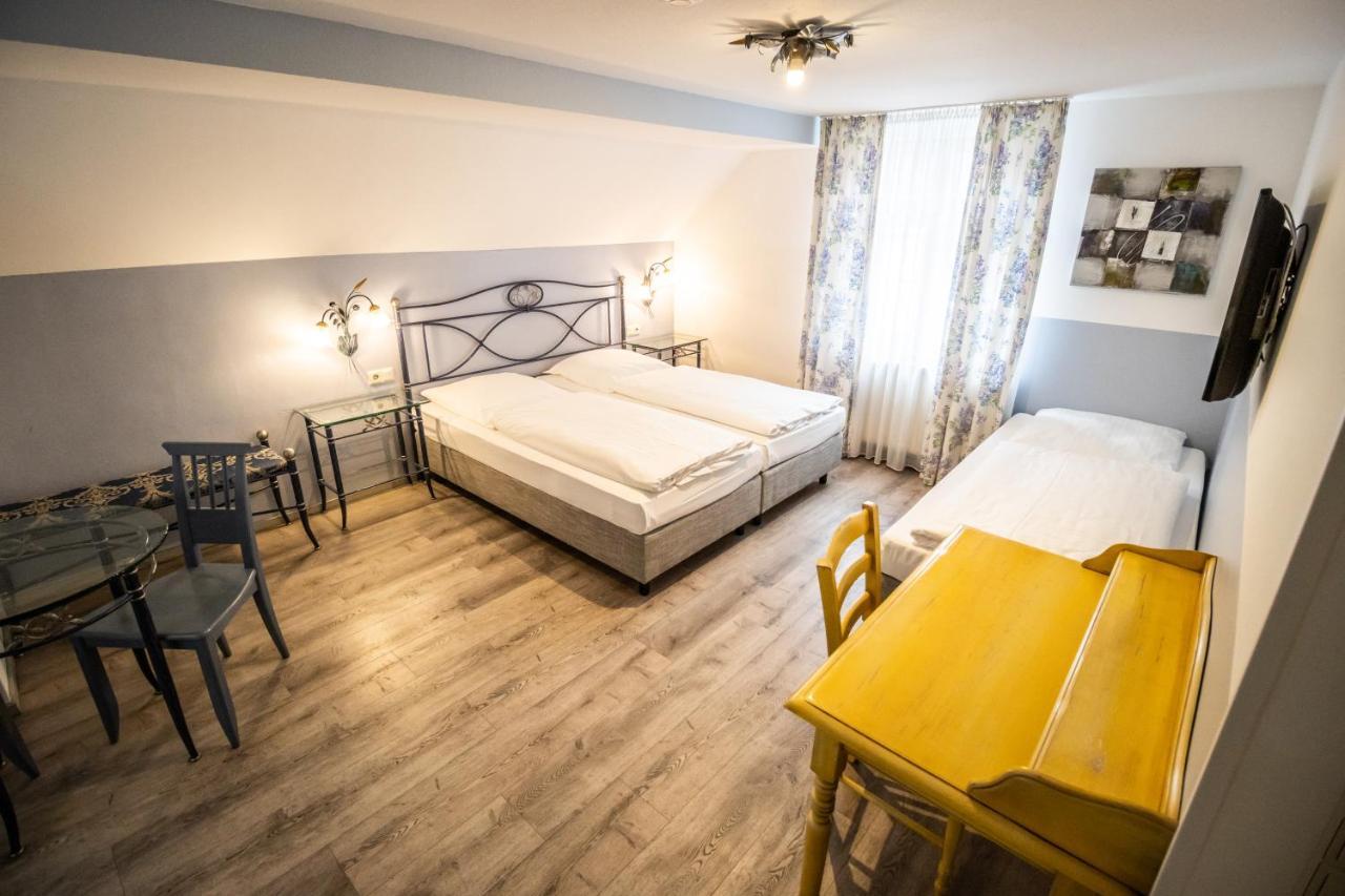 Hotel Gasthof Roessle Weingarten  Eksteriør billede